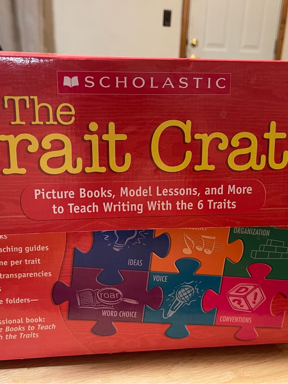 Scholastic Trait Crate Writing Kit - Red, Yellow, Blue, Orange, Green,